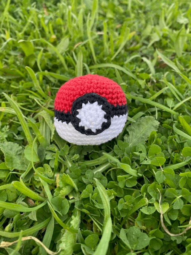 Figurine pokéball
